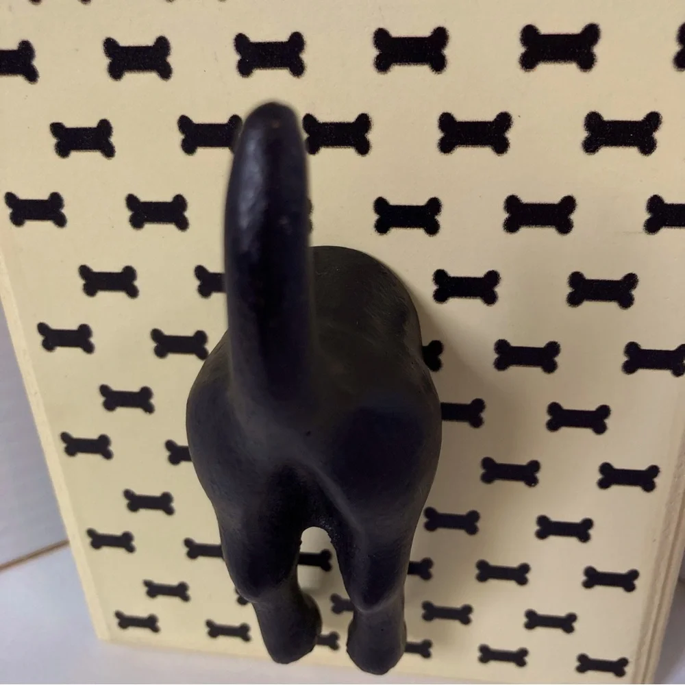 Dog Tail Doggie Rear Bone Biscuits Leash Hanger Wall Hook Plaque 6.5 x 5 inches